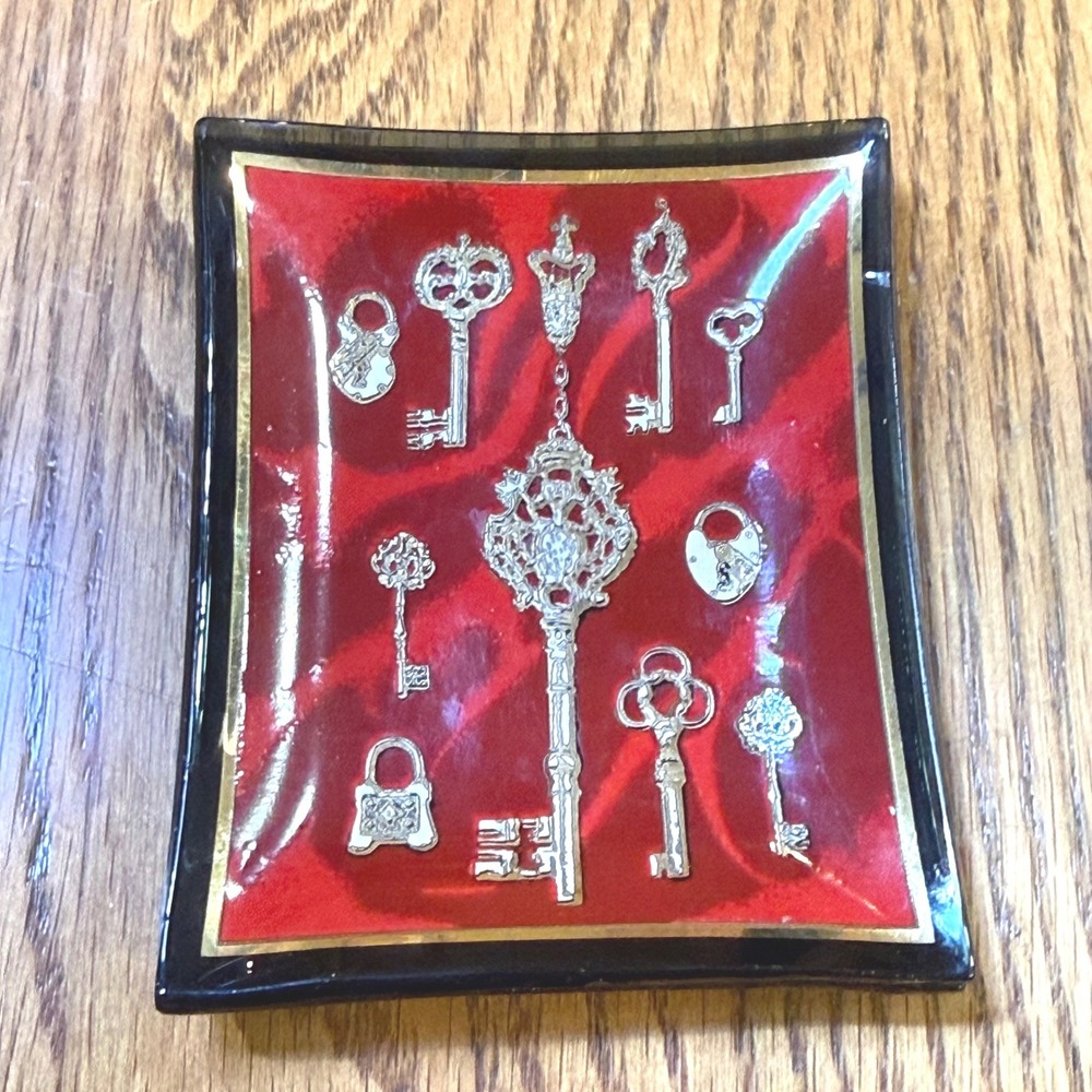 Vintage Style Skeleton Key Glass Trinket Dish Set Red Silver Gothic Catchall 3pc